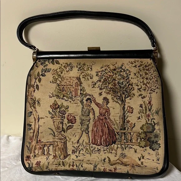 Vintage double-sided tapestry purse, man and woman dancing in a garden - Picture 1 of 9